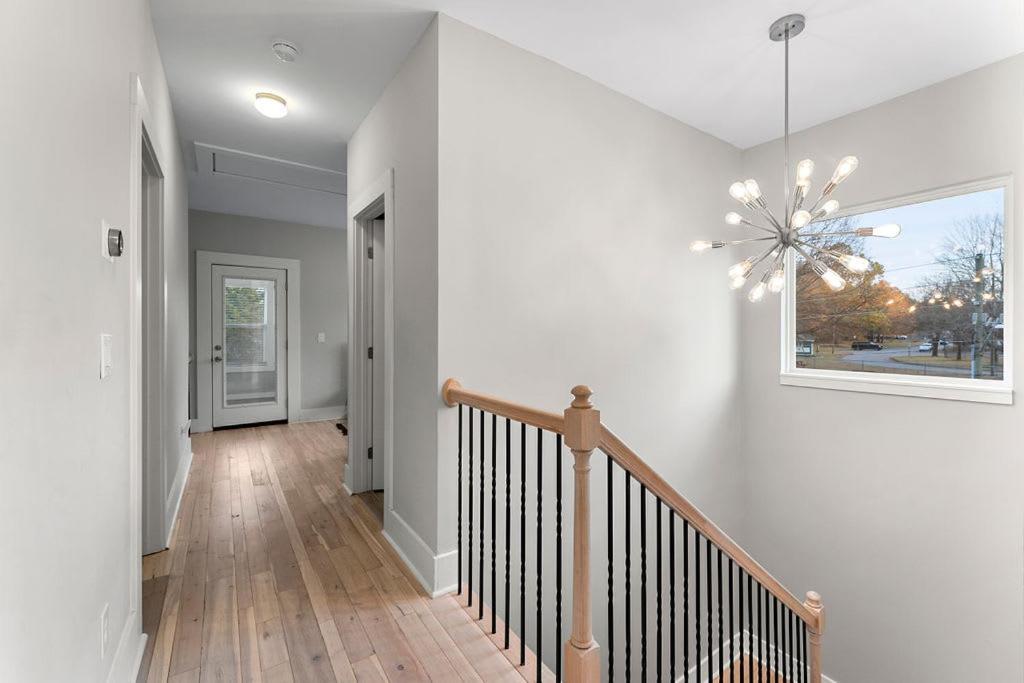 Large Modern Home Centrally Located With Hot Tub 애틀랜타 외부 사진